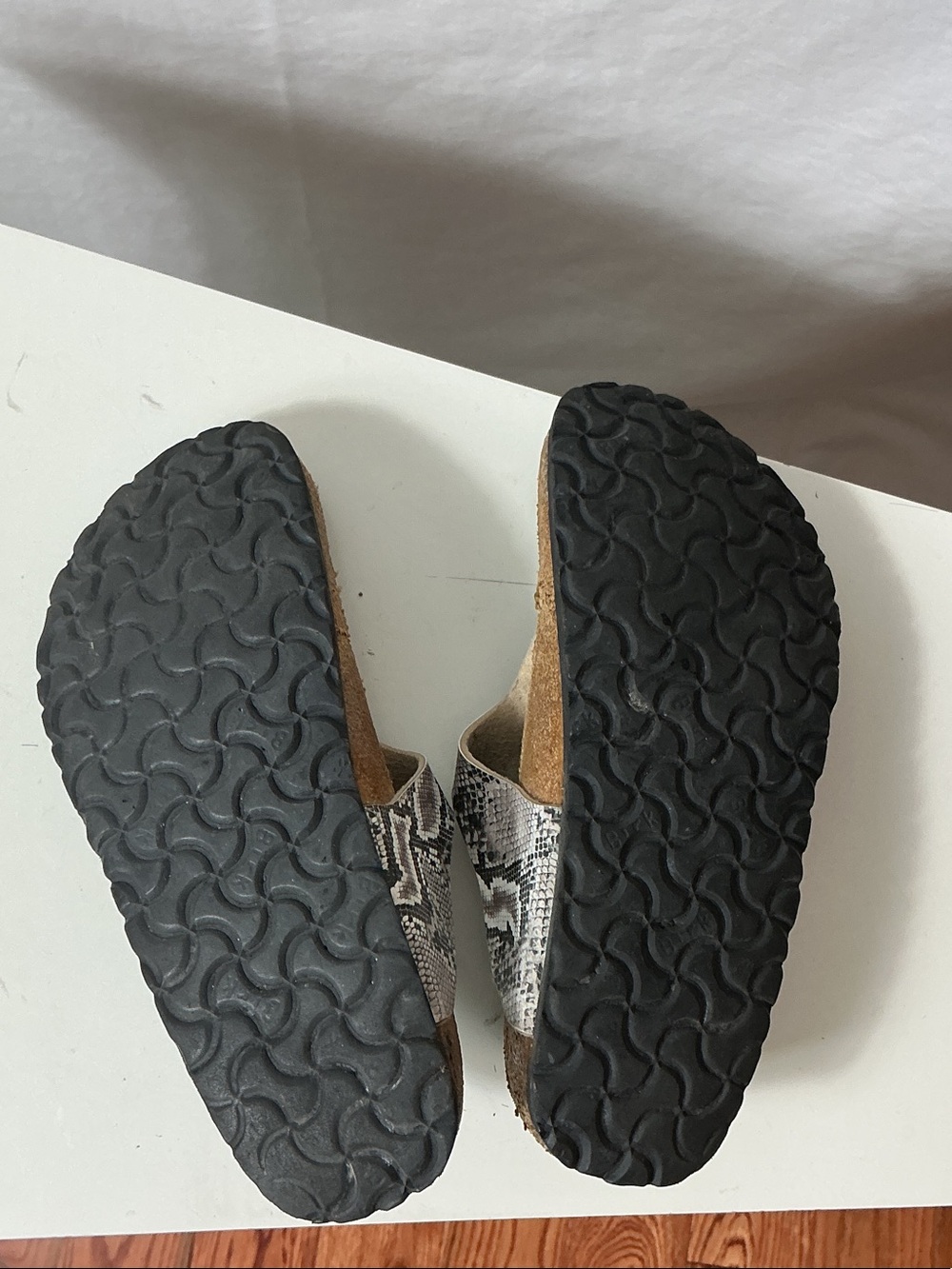 Birkenstock Snake-Print Toe-Thong Sandals - Picture 6 of 9